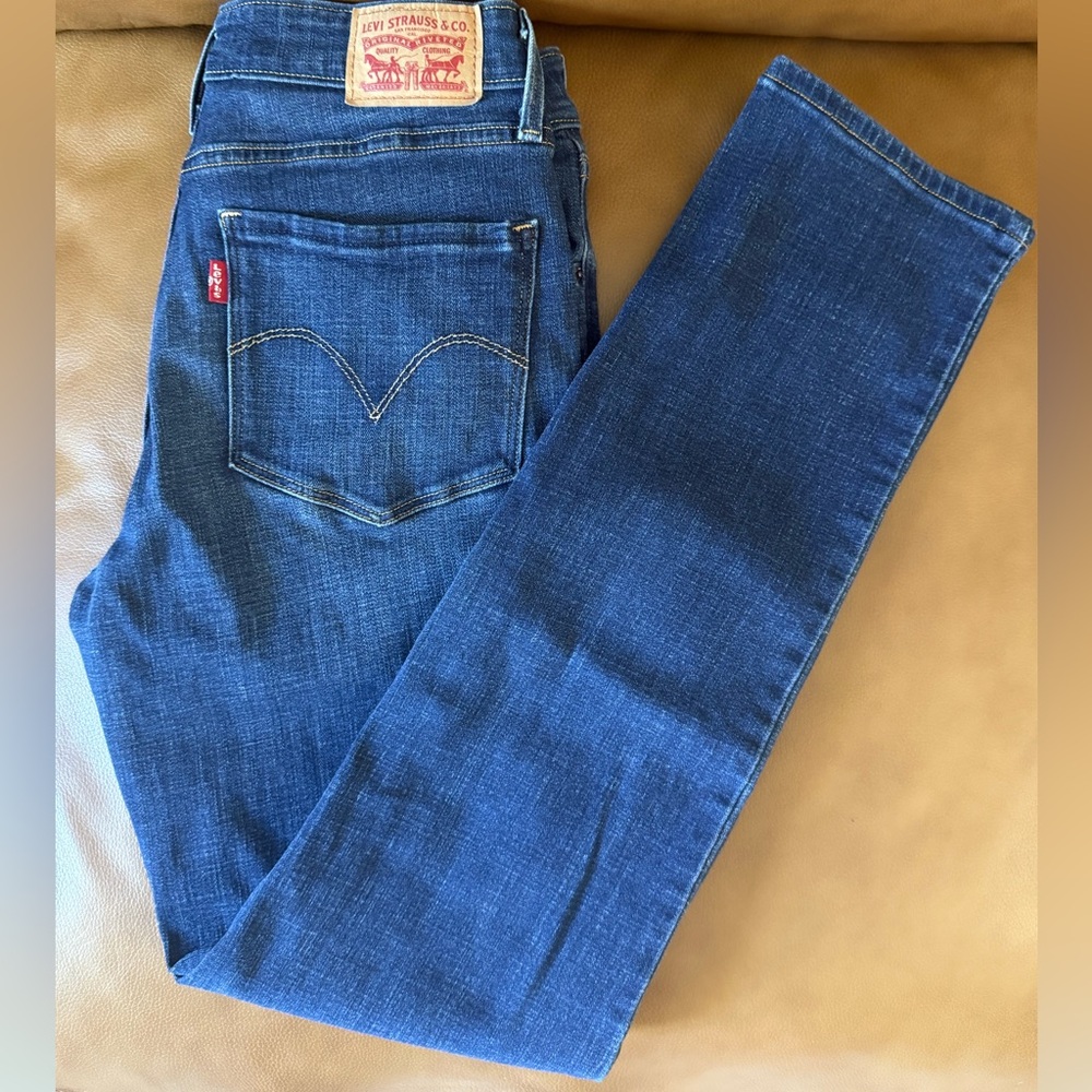 Levi's Mid Rise Skinny Jeans